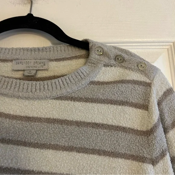 Barefoot Dreams Cozy Chic Lite Stripe Sweater size Medium - Picture 4 of 7